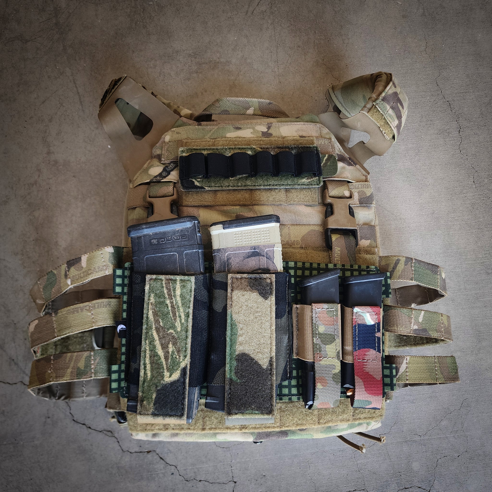 Warhol Nano Chest Rig (Mismatch camouflage)